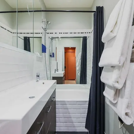 Charming - 2br-6p - Petit-montrouge *